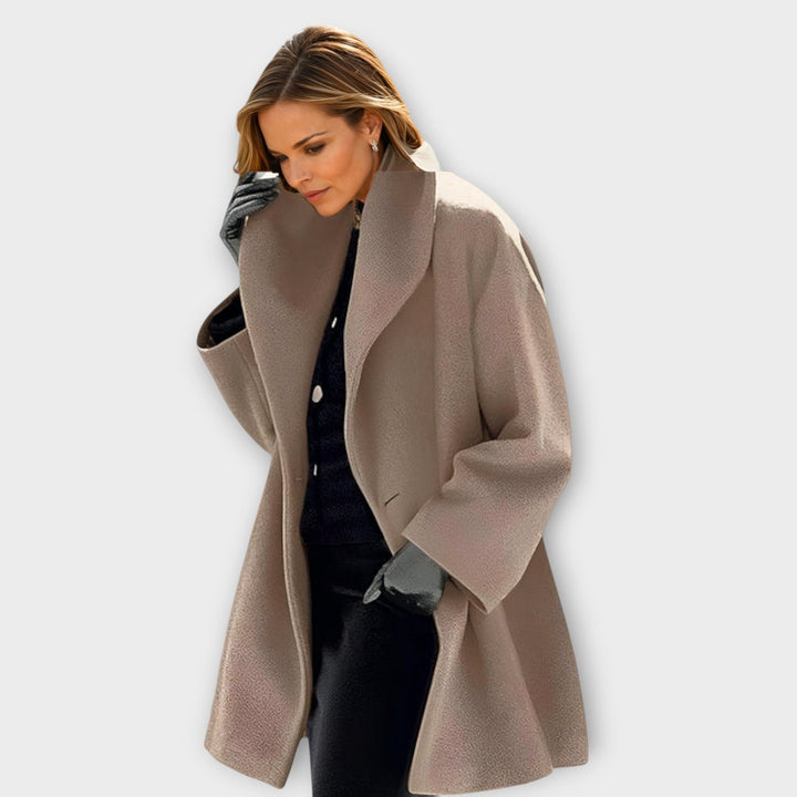 Gráinne - Luxurious Overcoat