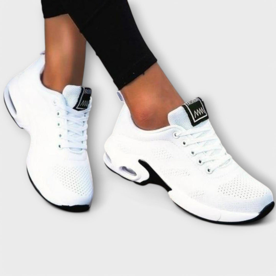 Blánaid - Stylish Orthopedic Sneakers