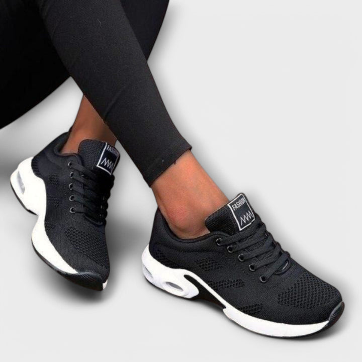Blánaid - Stylish Orthopedic Sneakers