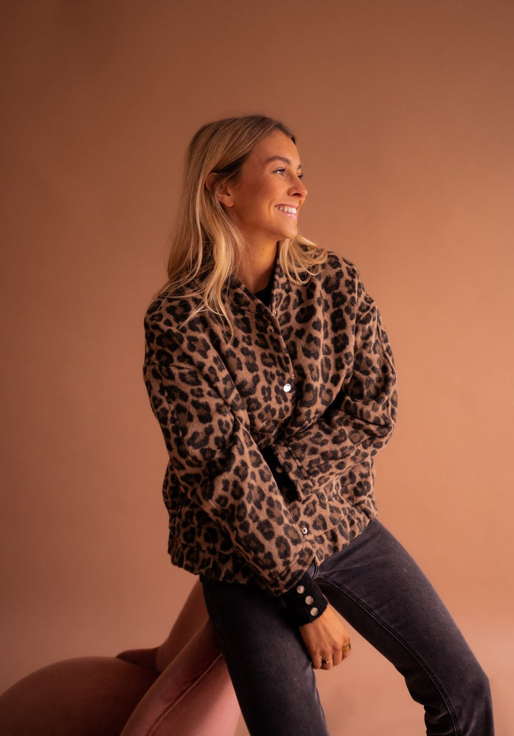 Deirbhile - Stylishly Elegant Coat