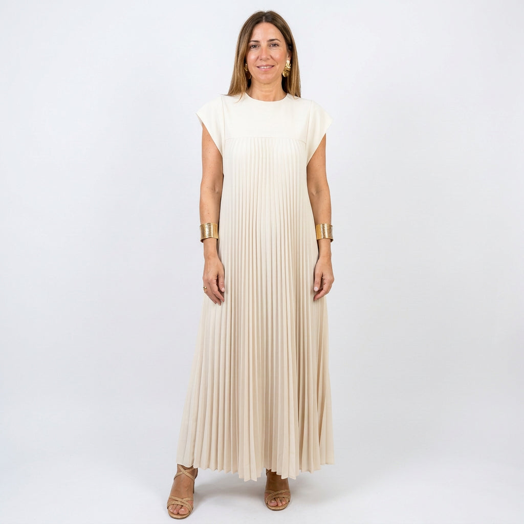 Anaïs - Flowing Pleated Maxi Dress