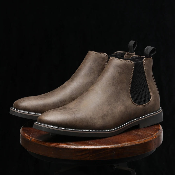 Ultan - Chic Chelsea Ankle Boots