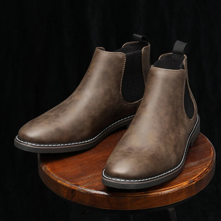 Ultan - Chic Chelsea Ankle Boots