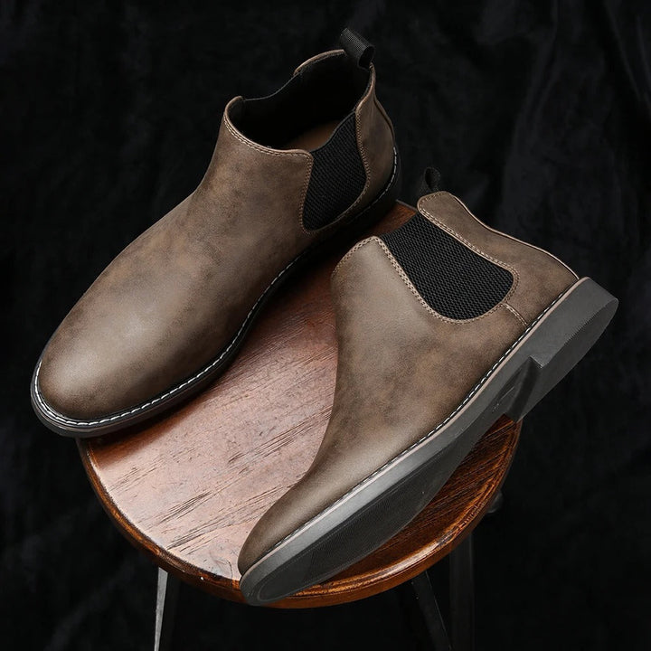 Ultan - Chic Chelsea Ankle Boots