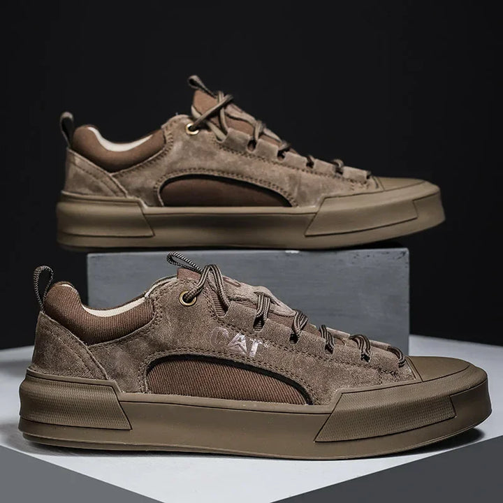 Oisín - Chic Sneakers