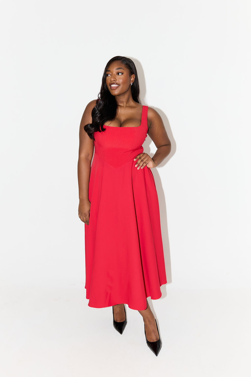 Brighid - Chic Midi Dress