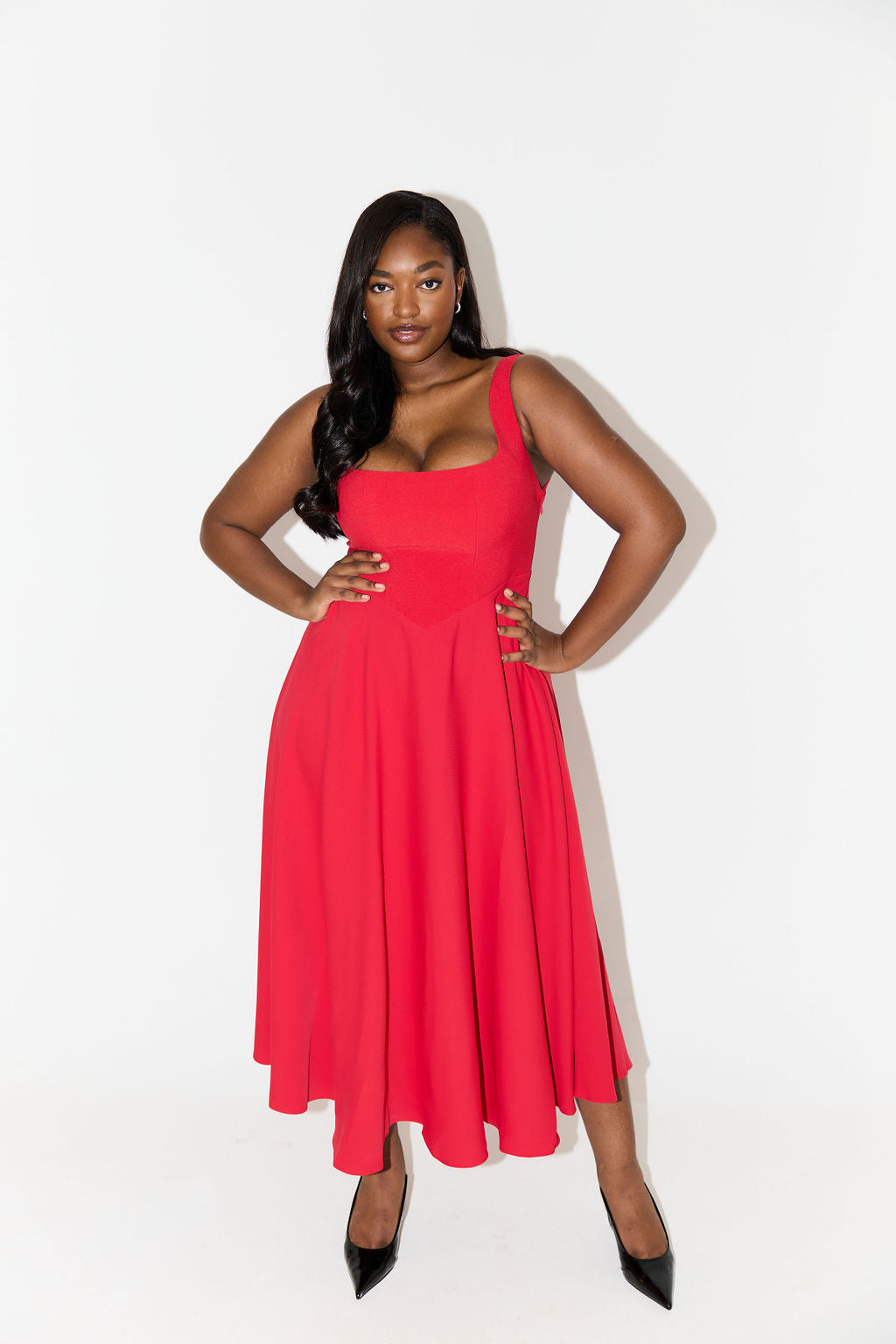 Brighid - Chic Midi Dress