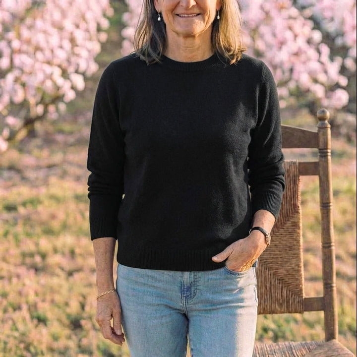 Zara – Gracefully Designed Jumper