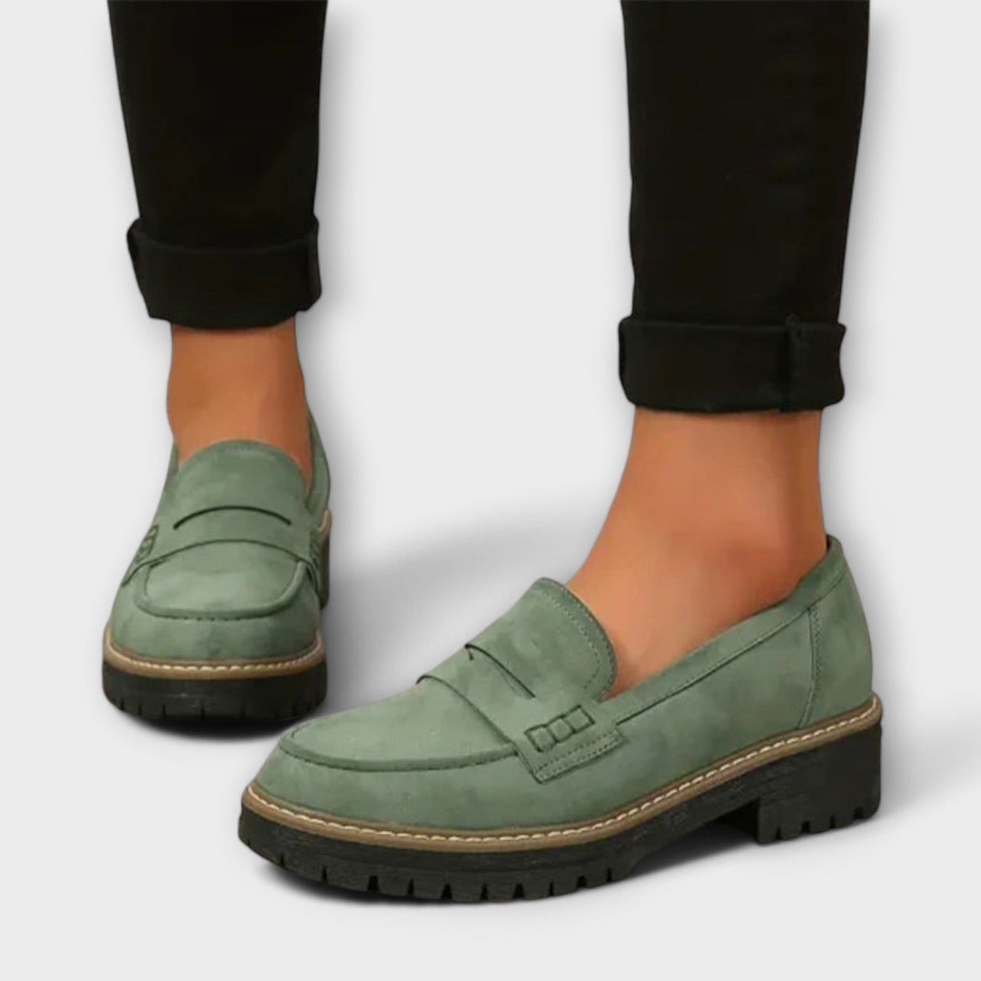Meadhbh - Vintage-Inspired Moccasins