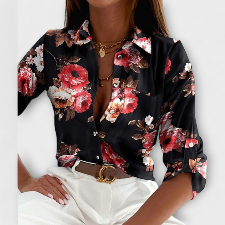 Gráinne - Timeless Elegant Blouse